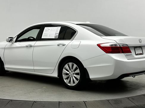 Used 2015 Honda Accord EX-L image 6