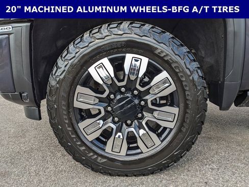 Used 2024 GMC Sierra 2500 Denali w/ Denali Reserve Package image 8