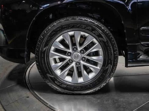 Used 2019 Lexus GX 460 Premium image 9