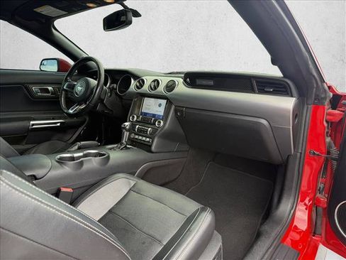 Used 2019 Ford Mustang GT Premium RWD image 12
