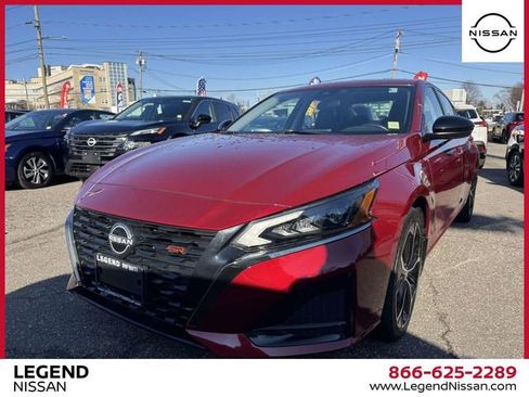 Used 2025 Nissan Altima 2.5 SR image 4