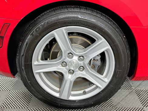 Used 2020 Chevrolet Camaro LT RWD image 27