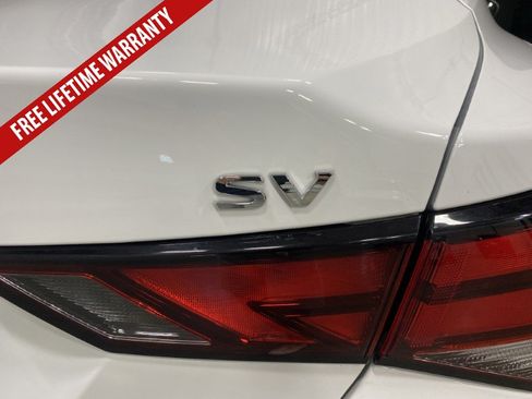 Used 2024 Nissan Sentra SV FWD image 20
