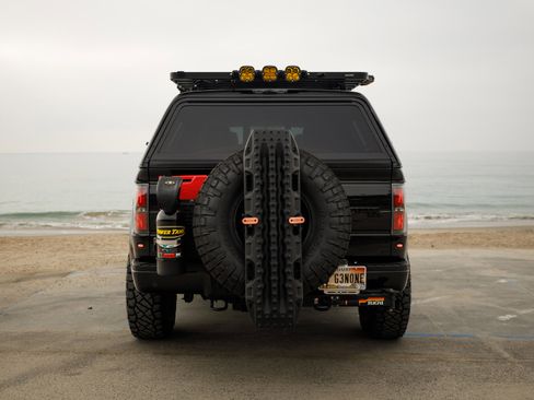 Used 2013 Ford F150 Raptor w/ Luxury Equipment Group image 10