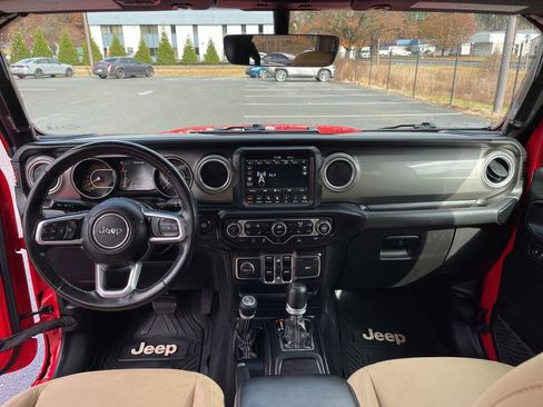 Used 2022 Jeep Wrangler Unlimited Sahara w/ LED Lighting Group image 8