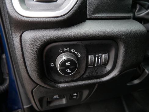 Certified 2023 RAM 1500 Laramie image 24