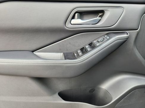 New 2026 Nissan Rogue SV image 17