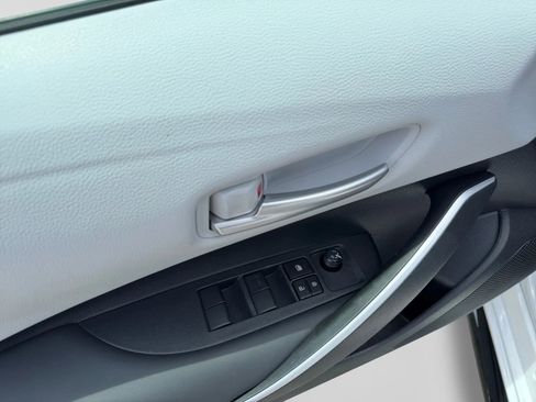 Used 2024 Toyota Corolla SE FWD image 15