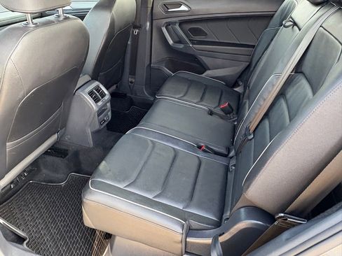 Used 2020 Volkswagen Tiguan SEL Premium R-Line w/ 3rd Row Seat Package AWD/4WD image 37