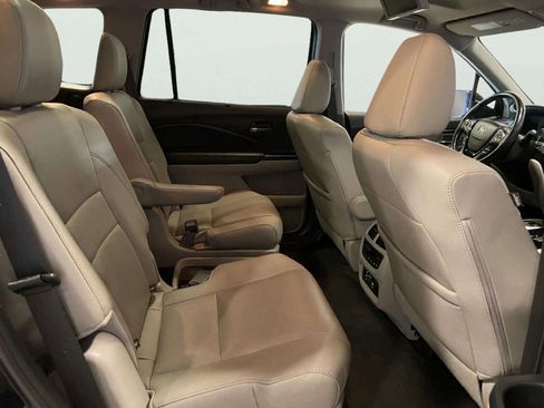 Used 2016 Honda Pilot Elite image 26
