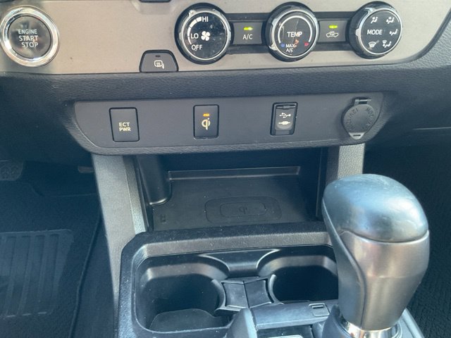 Used 2016 Toyota Tacoma TRD Sport w/ Towing Package RWD image 26