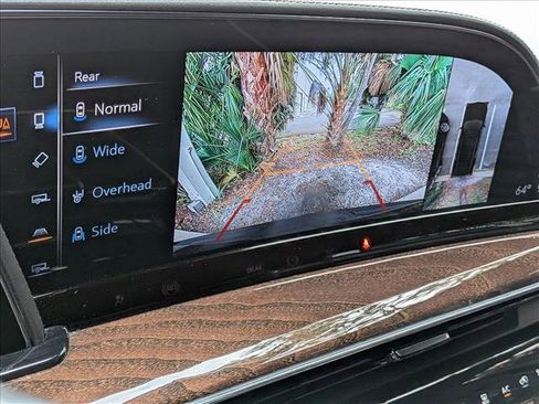 Used 2021 Cadillac Escalade ESV Sport Platinum image 13