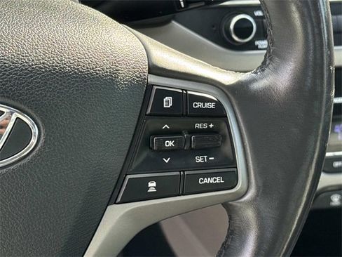 Used 2017 Hyundai Elantra Limited w/ Limited Ultimate Package 09 image 30