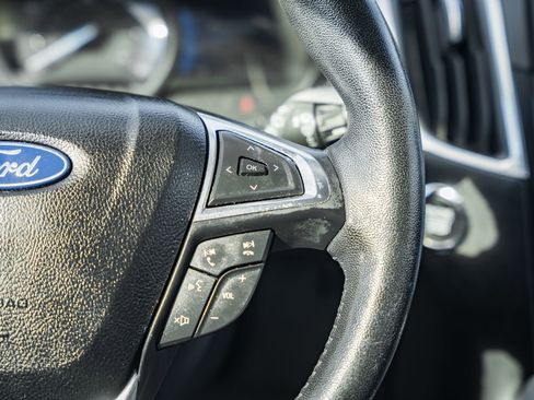 Used 2022 Ford Edge Titanium image 30