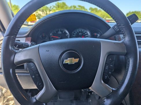 Used 2013 Chevrolet Tahoe LS image 28