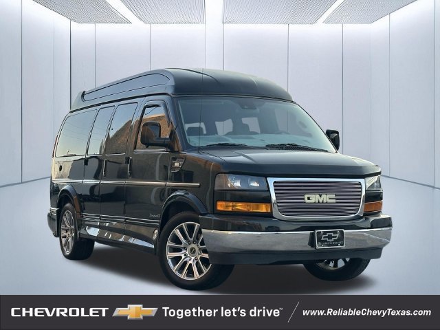 Used 2021 GMC Savana 2500 RWD image 1