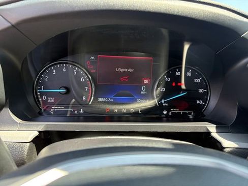 Used 2023 Ford Explorer XLT w/ Equipment Group 202A RWD image 16