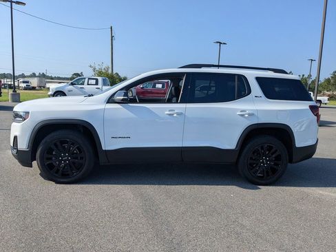 Used 2023 GMC Acadia SLT w/ Elevation Edition image 7