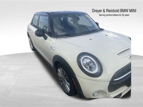 Used 2019 MINI Cooper S w/ Premium Package FWD image 1