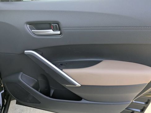 Certified 2026 Toyota Corolla Cross XLE w/ Convenience Package FWD image 35
