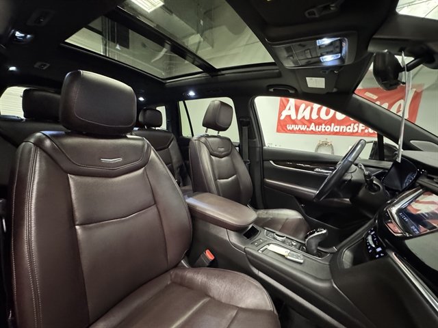 Used 2021 Cadillac XT6 Premium Luxury AWD/4WD image 11