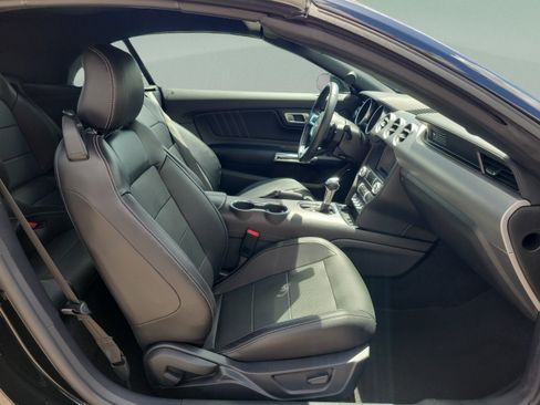 Used 2020 Ford Mustang Premium RWD image 12