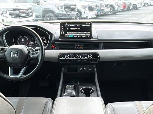 Used 2024 Honda Pilot EX-L image 10