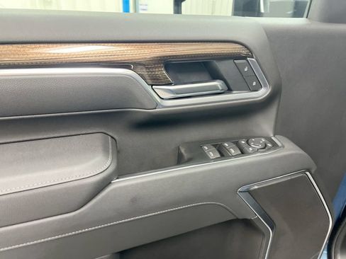 Used 2025 Chevrolet Silverado 2500 LT w/ Trail Boss Package AWD/4WD image 21