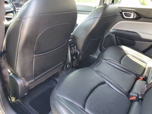 Used 2022 Jeep Compass Limited AWD/4WD image 22