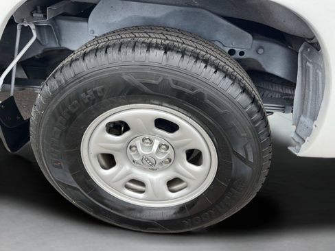 Used 2024 Nissan Frontier S w/ Technology Package image 11