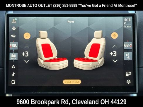 New 2025 Land Rover Discovery Sport S image 21