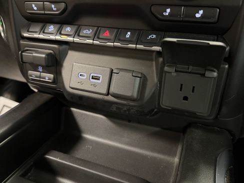 Used 2021 Chevrolet Silverado 1500 RST w/ Convenience Package II AWD/4WD image 12