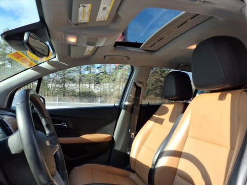 Used 2018 Chevrolet Trax Premier image 9