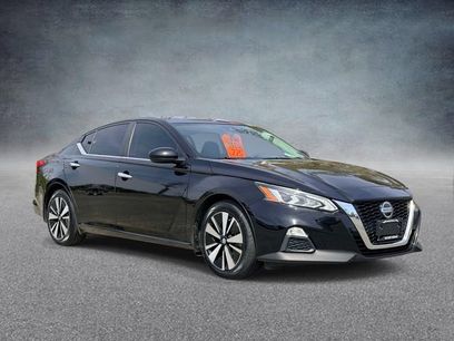 Used 2022 Nissan Altima 2.5 SV