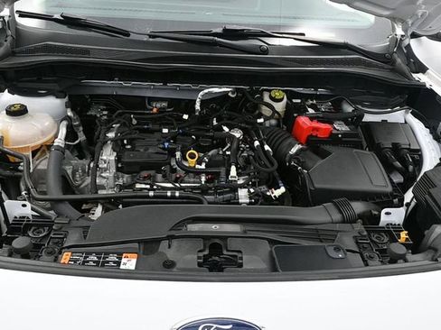 Used 2021 Ford Escape SE image 14