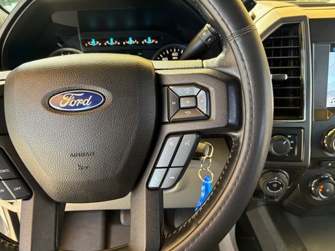 Used 2018 Ford F150 XLT w/ Equipment Group 302A Luxury image 28