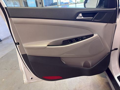 Used 2017 Hyundai Tucson SE FWD image 13