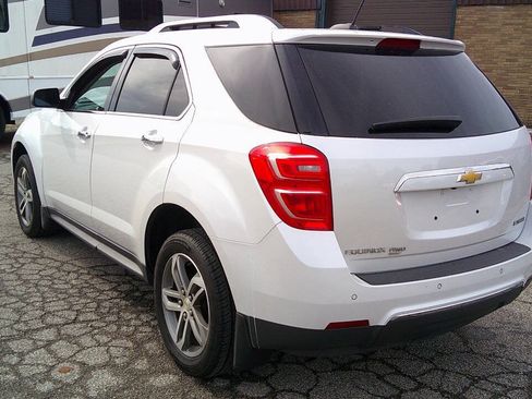 Used 2017 Chevrolet Equinox Premier w/ Enhanced Convenience Package AWD/4WD image 7
