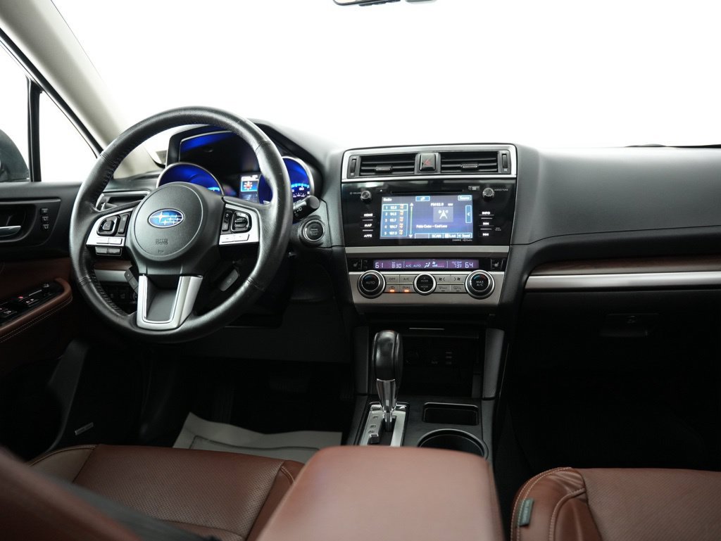 Used 2017 Subaru Outback 2.5i Touring w/ Popular Package #5A AWD/4WD image 10