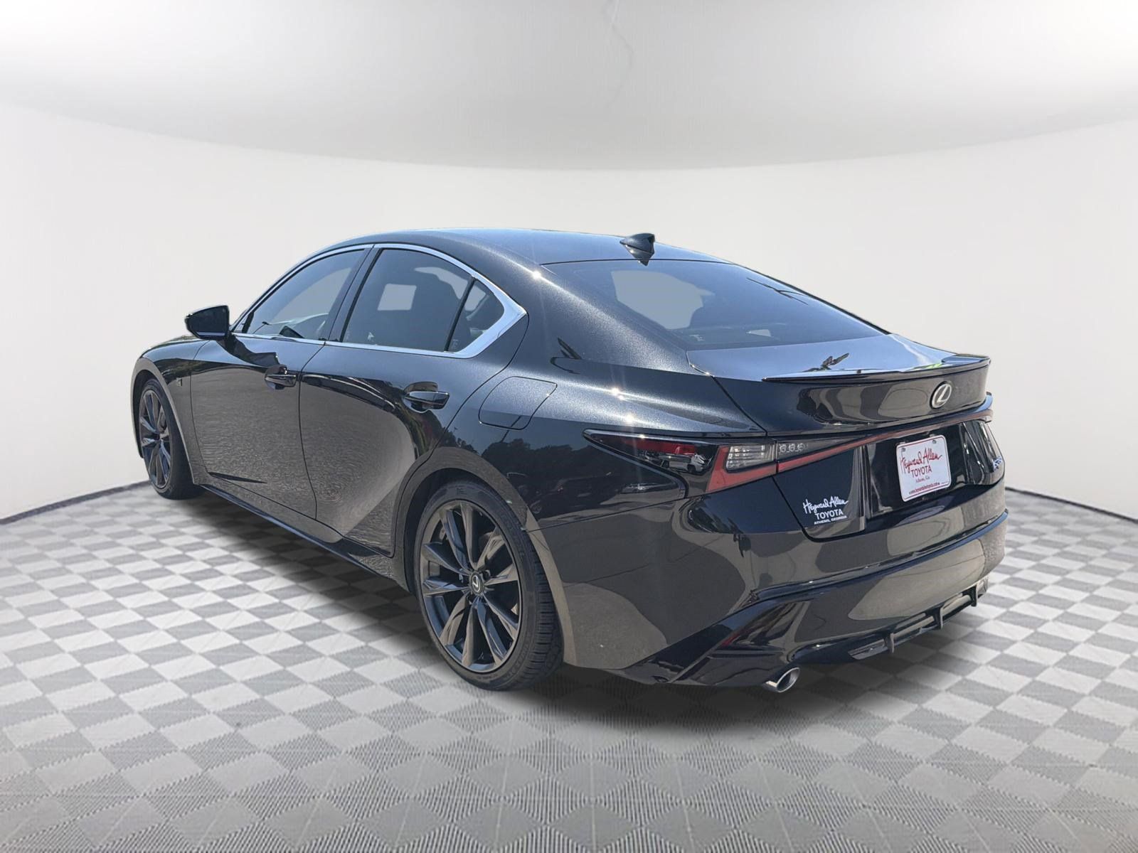 Used 2025 Lexus IS 350 F Sport RWD image 15