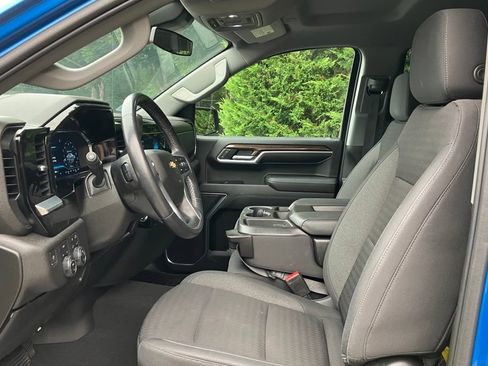 Used 2022 Chevrolet Silverado 1500 LT w/ All Star Edition Plus AWD/4WD image 3