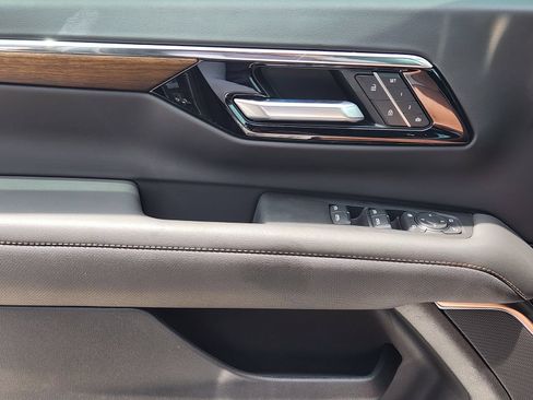 New 2026 Chevrolet Tahoe High Country AWD/4WD image 21