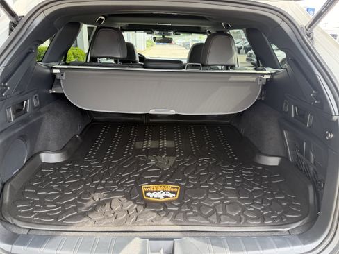 Used 2025 Subaru Outback Wilderness AWD/4WD image 12