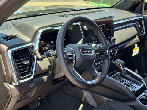 New 2026 GMC Canyon Elevation w/ Convenience Package RWD image 11