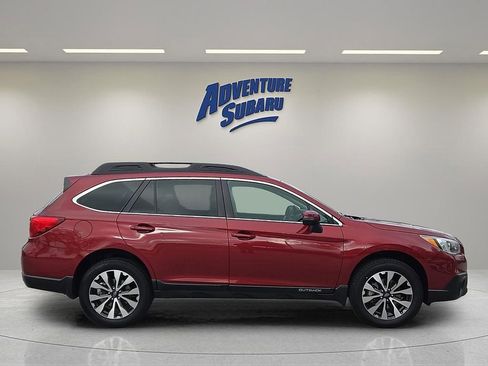 Used 2017 Subaru Outback 3.6R Limited image 7