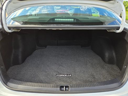 Used 2023 Toyota Corolla XSE w/ Carpet Mat Package (TMS) FWD image 11