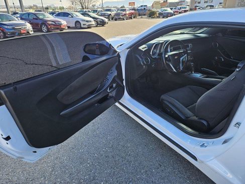 Used 2015 Chevrolet Camaro LT w/ RS Package image 8