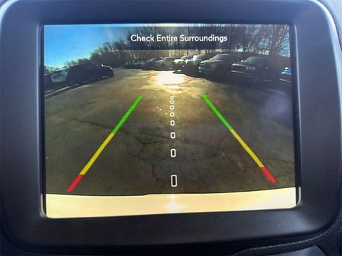 Used 2023 Jeep Renegade Latitude image 13