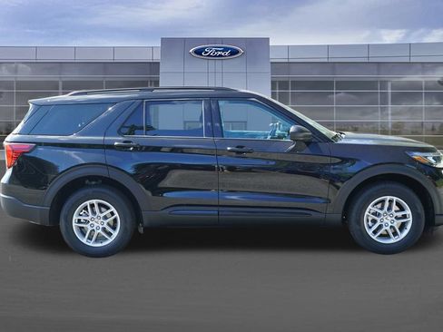 New 2026 Ford Explorer Active AWD/4WD image 3