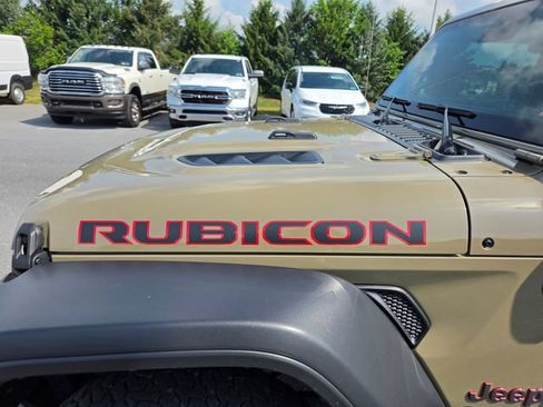 Used 2020 Jeep Gladiator Rubicon AWD/4WD image 22